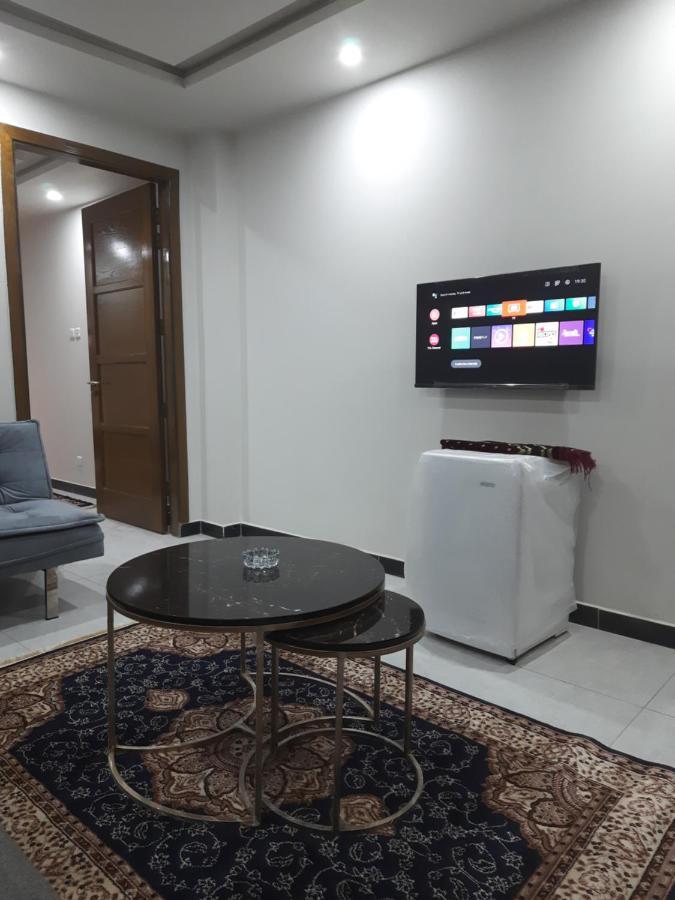 Northern Suites Bahria Town ラーワルピンディー エクステリア 写真