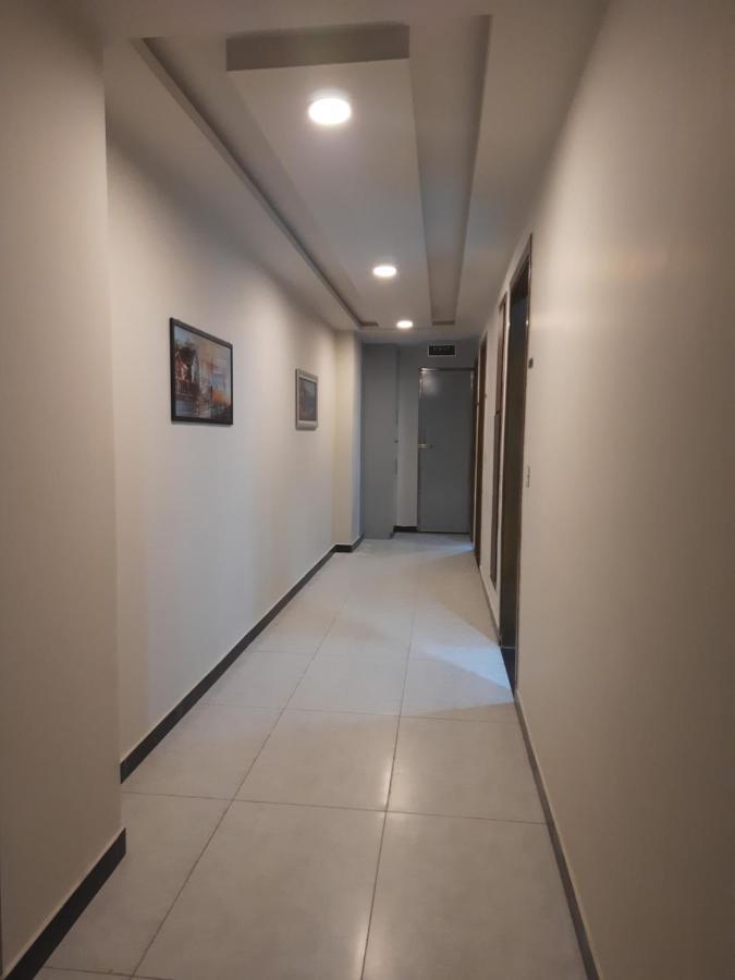 Northern Suites Bahria Town ラーワルピンディー エクステリア 写真