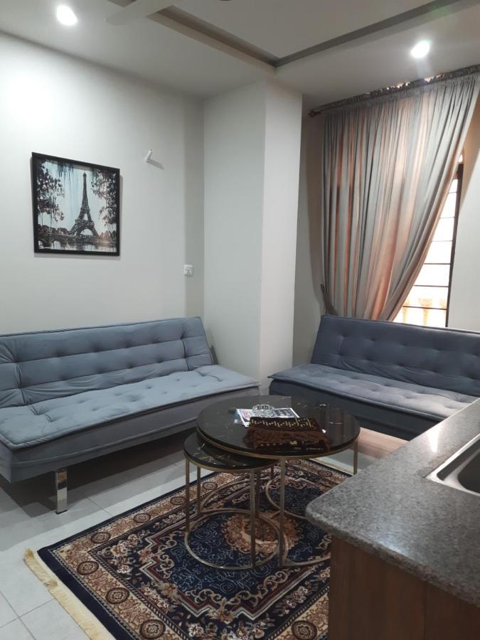 Northern Suites Bahria Town ラーワルピンディー エクステリア 写真