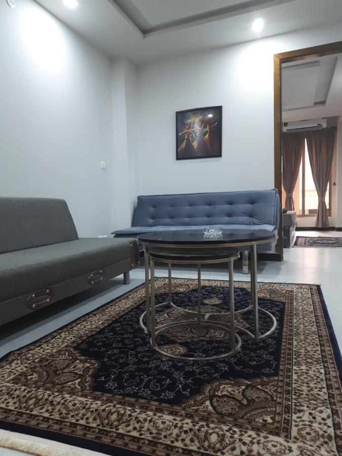Northern Suites Bahria Town ラーワルピンディー エクステリア 写真