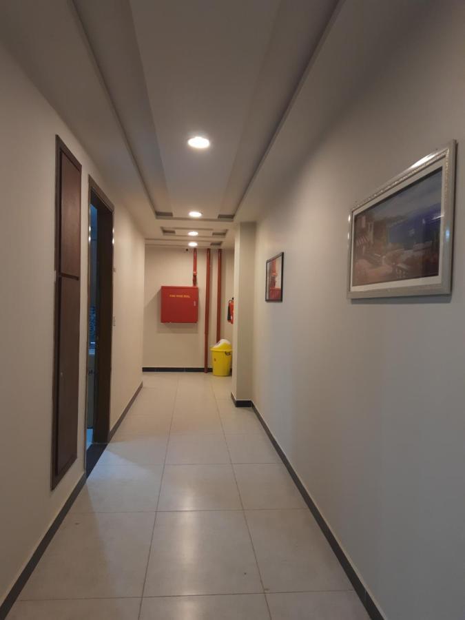 Northern Suites Bahria Town ラーワルピンディー エクステリア 写真